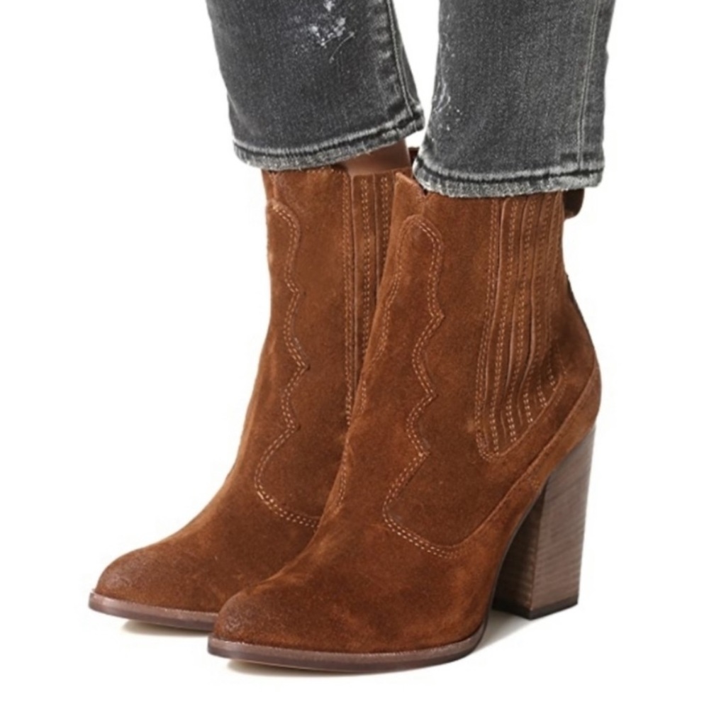 Dolce vita Conway suede brown western ankle boot
